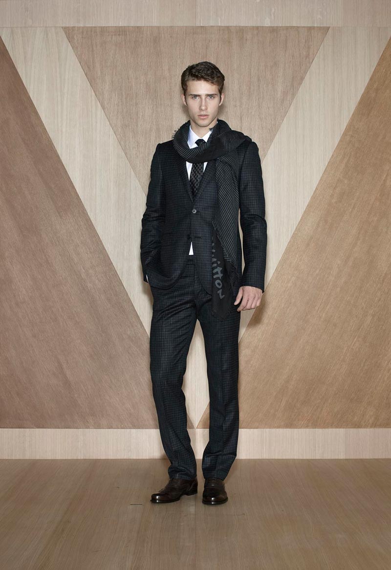 louis_vuitton_fw_2012_35