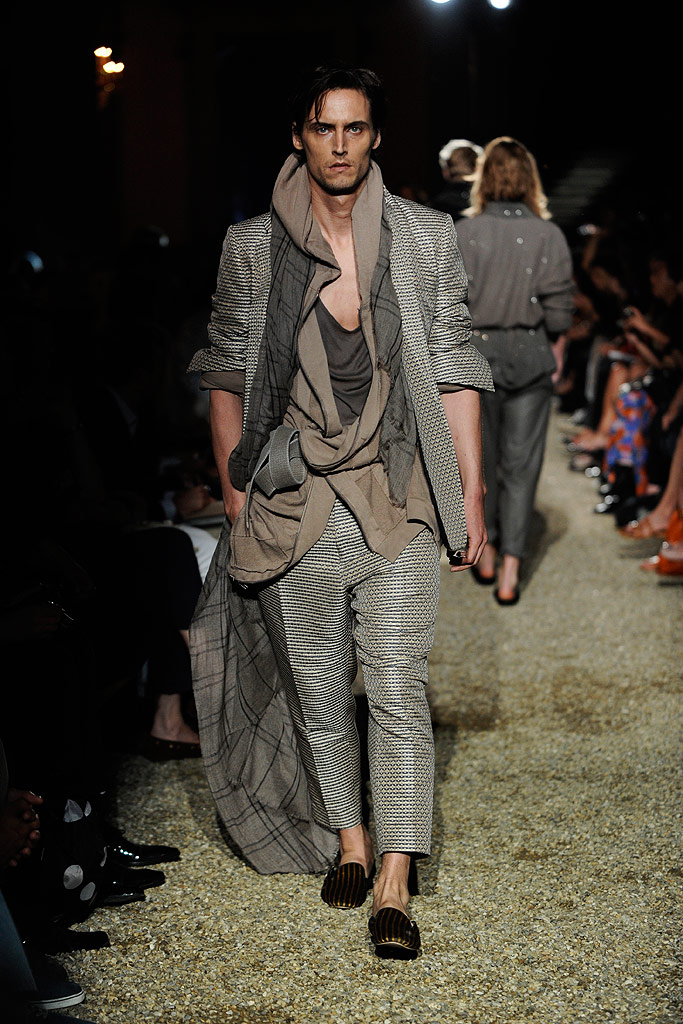 HAIDER ACKERMANN Returns To Menswear At Paris Men's Shows